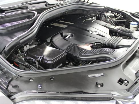 Used 2018 Mercedes-Benz GLS 450 4MATIC w/ Premium Package image 85