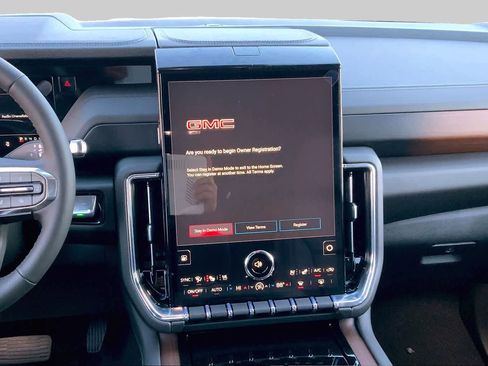 New 2026 GMC Yukon XL Denali AWD/4WD image 7