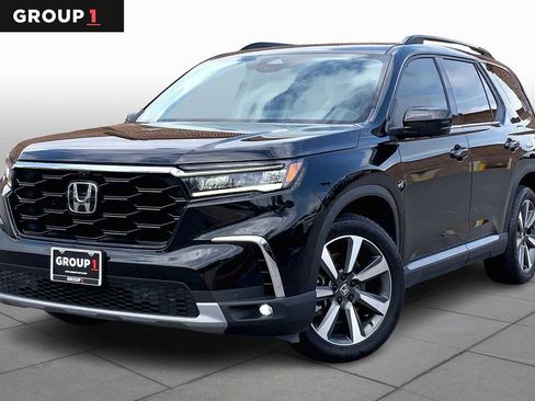 Used 2024 Honda Pilot Elite image 1