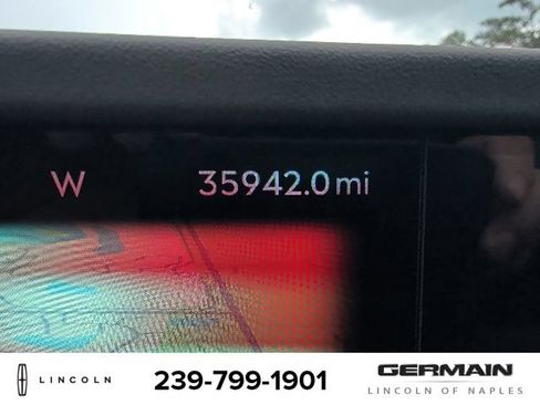 Used 2024 Lincoln Nautilus Premier w/ Jet Appearance Package AWD/4WD image 14