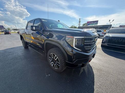 Used 2025 GMC Sierra 1500 AT4 w/ AT4 Premium Package AWD/4WD image 1