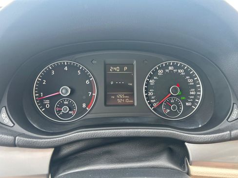 Used 2015 Volkswagen Passat 1.8T Limited Edition FWD image 14
