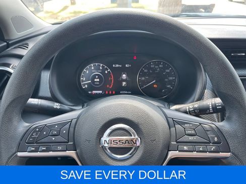 Used 2021 Nissan Kicks SV FWD image 8