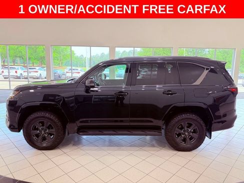 Certified 2025 Lexus LX 700h Overtrail AWD/4WD image 4