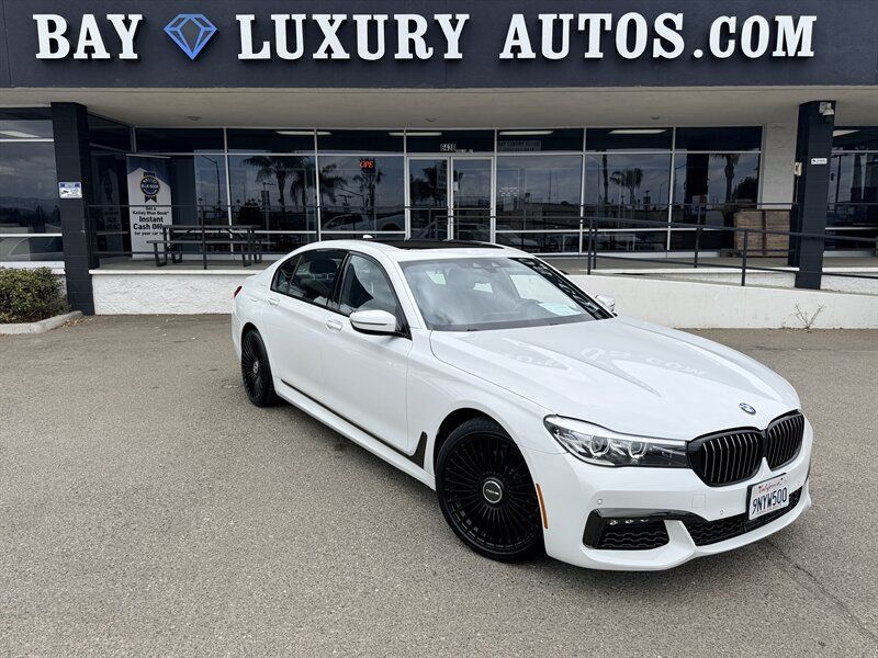 Used 2019 BMW 740i w/ M Sport Package RWD image 1