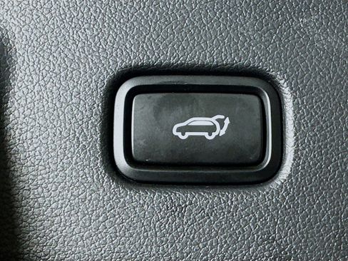 Used 2025 Hyundai Palisade SEL image 32