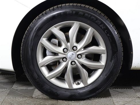 Used 2019 Kia Sedona EX image 20