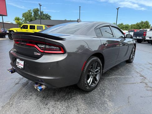 Used 2019 Dodge Charger SXT w/ Blacktop Package AWD/4WD image 7