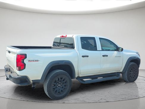 Used 2023 Chevrolet Colorado Trail Boss w/ Technology Package AWD/4WD image 4