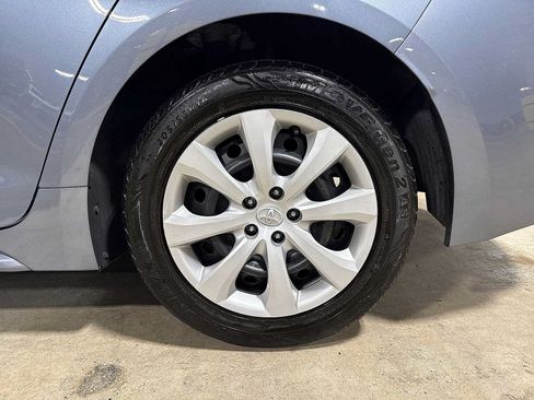 Used 2022 Toyota Corolla LE FWD image 10