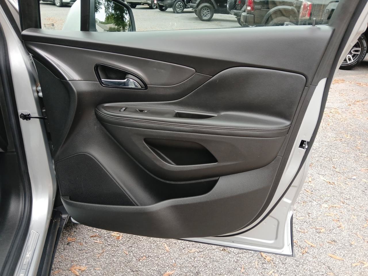 Used 2018 Buick Encore Preferred FWD image 14