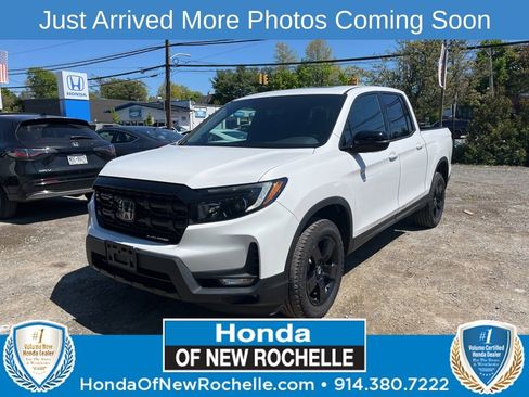 Used 2026 Honda Ridgeline Black Edition image 1