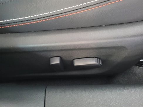 Used 2023 Nissan Altima 2.5 SR w/ SR Premium Package image 16