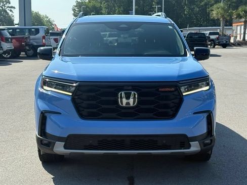 Used 2024 Honda Pilot TrailSport image 8