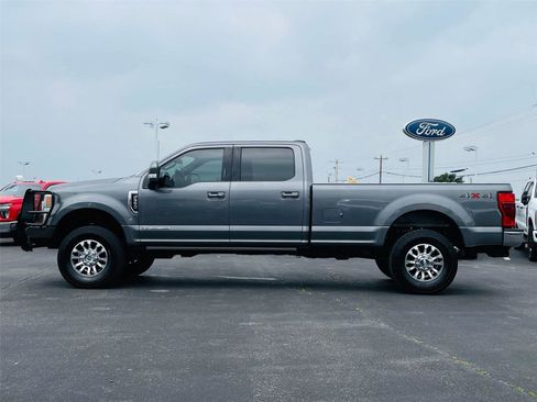 Used 2022 Ford F350 Lariat w/ Lariat Ultimate Package AWD/4WD image 6