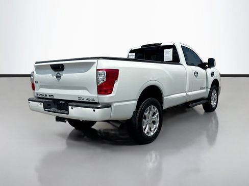 Used 2017 Nissan Titan SV AWD/4WD image 7