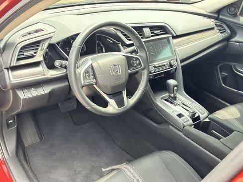 Used 2019 Honda Civic EX image 2