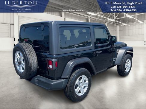 Used 2020 Jeep Wrangler Sport S image 6