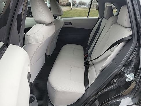 Used 2023 Toyota Corolla Cross L image 10