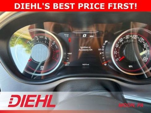 Used 2022 Dodge Challenger R/T Scat Pack RWD image 6