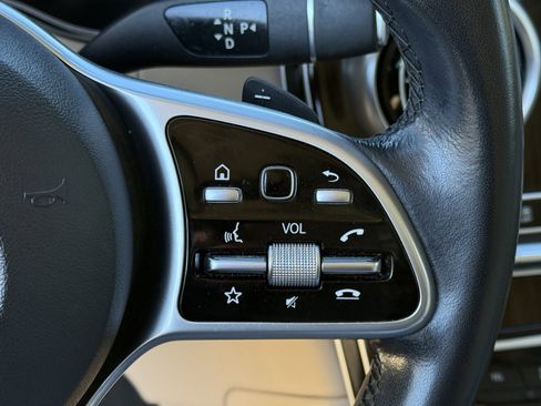 Used 2022 Mercedes-Benz GLC 300 image 14