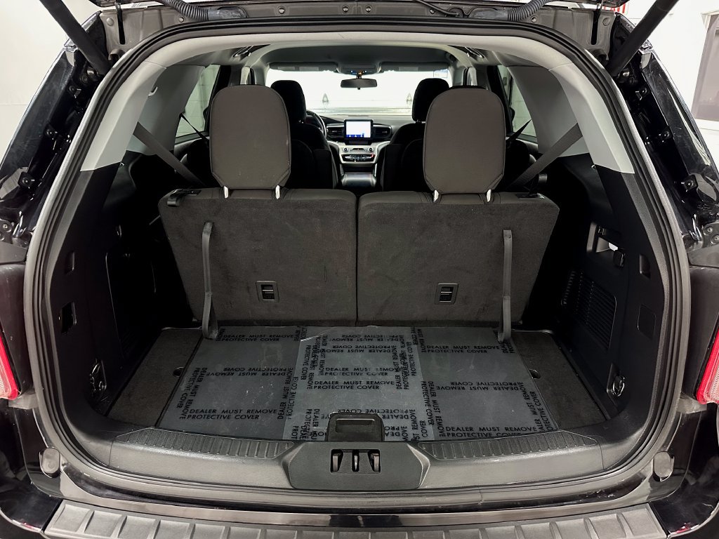 Used 2022 Ford Explorer XLT AWD/4WD image 36
