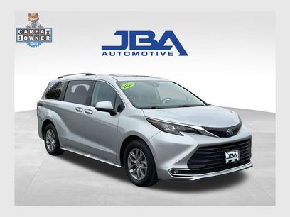 Used 2024 Toyota Sienna XLE