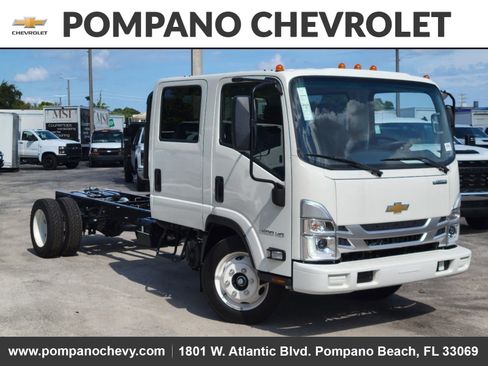 Used 2025 Chevrolet Low Cab Forward image 28