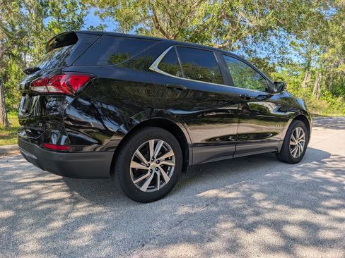 Used 2022 Chevrolet Equinox LT image 9
