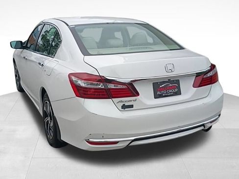 Used 2016 Honda Accord LX image 5