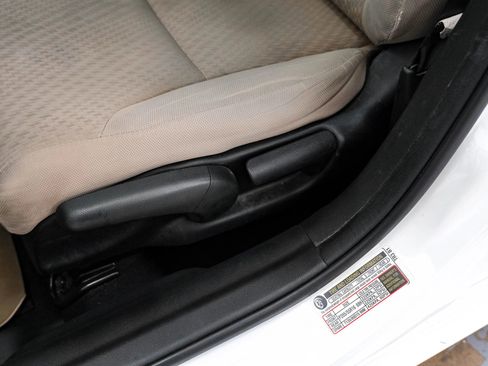 Used 2014 Honda Civic EX image 33