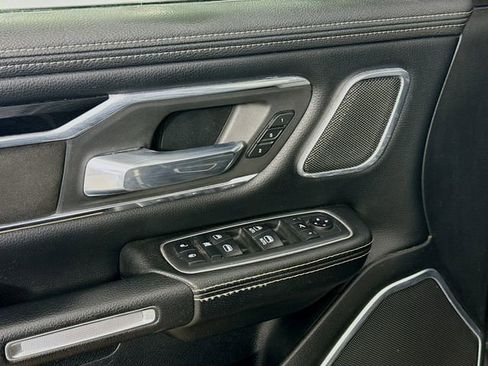 Used 2020 RAM 1500 Laramie AWD/4WD image 18