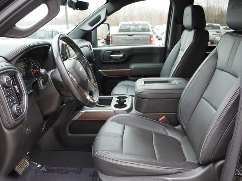 Certified 2022 Chevrolet Silverado 2500 High Country w/ Z71 Off-Road Package image 17