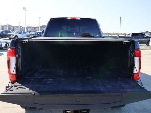 Used 2017 Ford F350 Platinum w/ Platinum Ultimate Package image 7