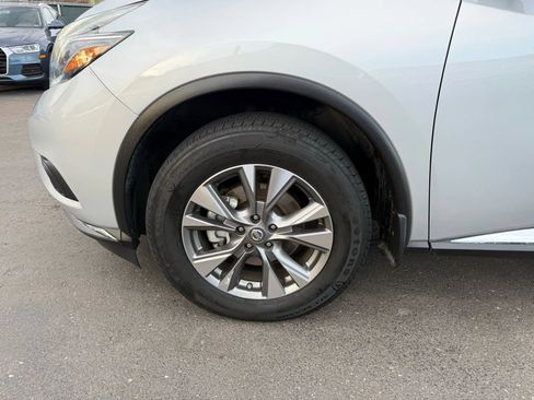 Used 2018 Nissan Murano S image 14