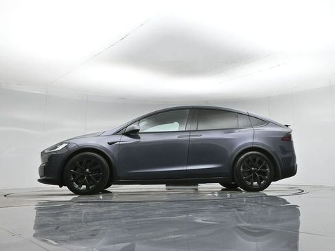 Used 2023 Tesla Model X image 53