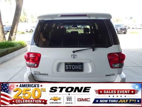 Used 2006 Toyota Sequoia Limited RWD image 6