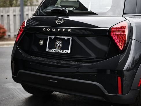 New 2026 MINI Cooper 2-Door Hardtop image 8