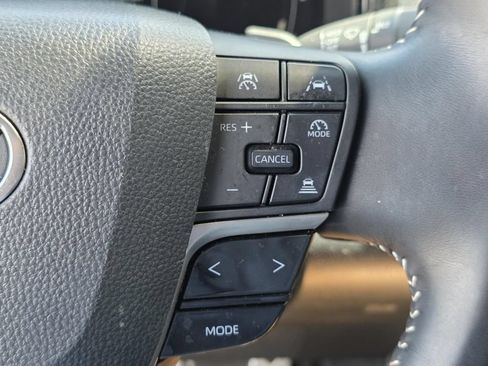 Used 2025 Toyota Camry SE FWD image 25