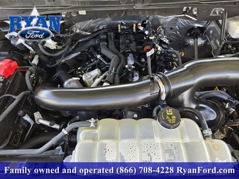 Certified 2024 Ford Expedition XLT AWD/4WD image 21