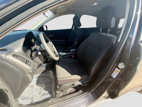 Used 2018 Honda HR-V LX image 13