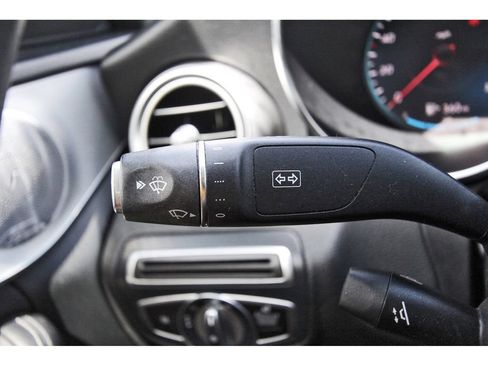 Used 2021 Mercedes-Benz C 300 Sedan image 21