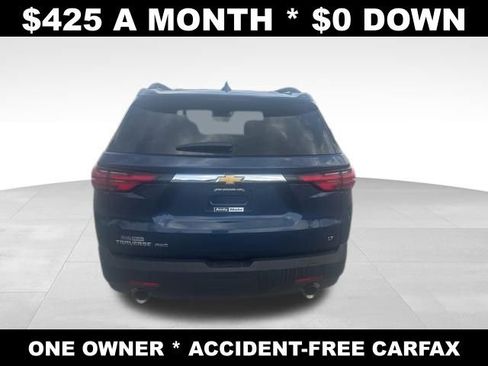 Used 2023 Chevrolet Traverse LT image 8