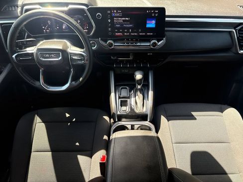 Used 2025 GMC Canyon Elevation RWD image 11