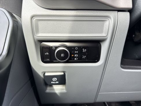 Used 2023 Ford F150 XL w/ XL Chrome Appearance Package image 15