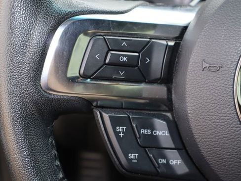 Used 2017 Ford Mustang Coupe RWD image 11