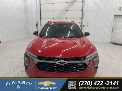 New 2026 Chevrolet Trax RS w/ Driver Confidence Package image 7