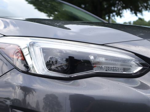 Used 2021 Subaru Crosstrek 2.5i Limited w/ Moonroof Package 2 AWD/4WD image 32