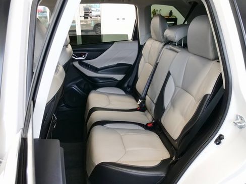 Used 2024 Subaru Forester Limited image 12