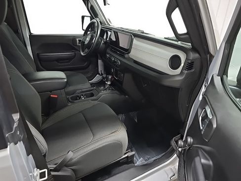 Used 2024 Jeep Wrangler Sport AWD/4WD image 16